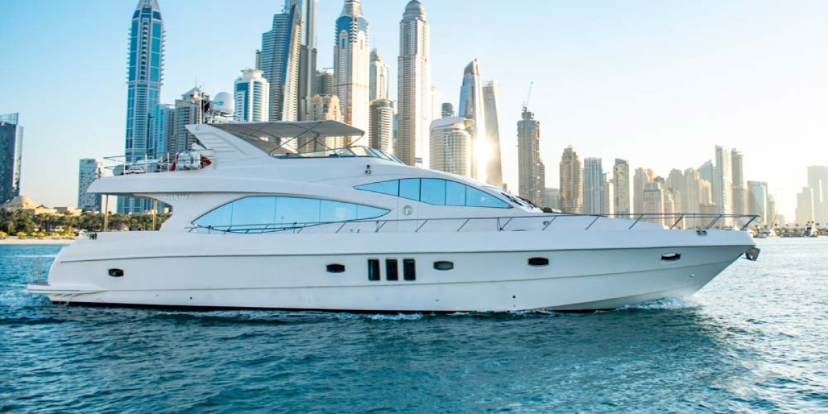 Group Getaways: Shared Yacht Tours in Dubai