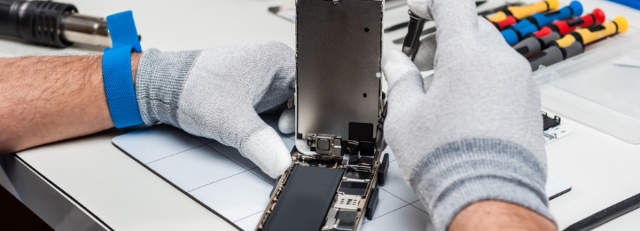 iPhone repair services dubai Cover Image