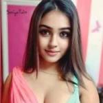 Komal Sharma Profile Picture