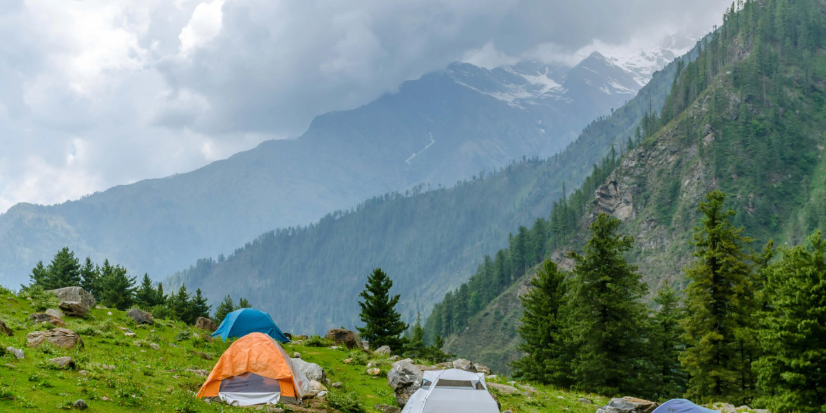 Kheerganga Trek: A Blissful Journey to the Natural Hot Springs