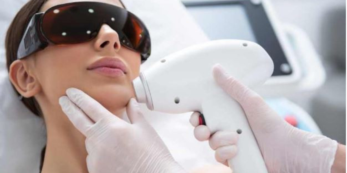 Achieving Smooth Skin: The Best Laser Hair Removal Services in Dubai’s Jumeirah Area