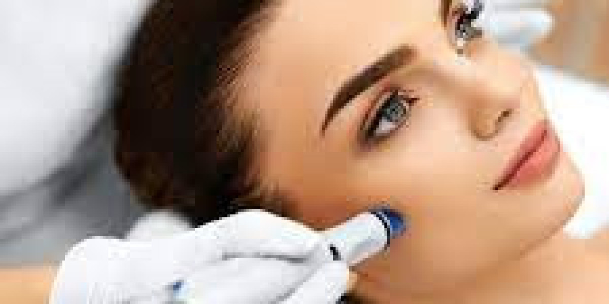 Factors Influencing HydraFacial Costs : Hydrafacial in Dubai UAE