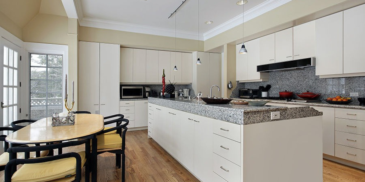 Create Your Dream Kitchen with Acorn Builders – Expert Kitchen Fitters Hedge End