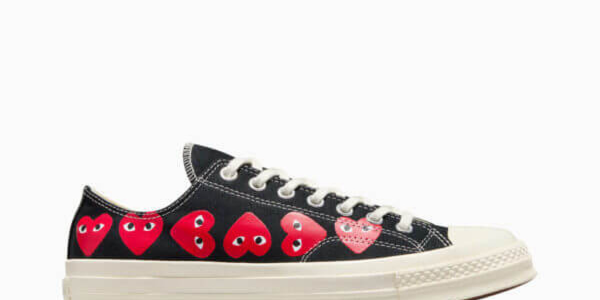 The CDG Converse: A Blend of High Fashion and Streetwear